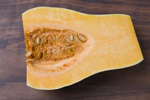 La tonalidad intensa amarillo-naranja de su carne sugiere que la calabaza es una rica fuente de vitamina A.