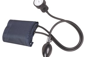 La melatonina puede interferir con algunos medicamentos de la presión arterial.