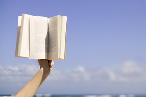 Puedes diseñar tu libro en Word.