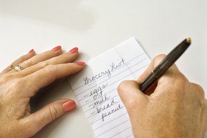 Crear una lista de compras puede ayudarte a perder peso.