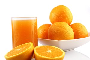 Empieza con frutas y verduras frescas.