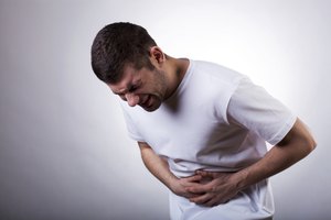 El dolor epigástrico puede ser un signo de gastritis.