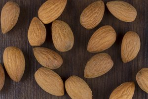 Las almendras es otro de los alimentos ricos en arginina.