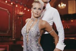 Digital Vision./Photodisc/Getty Images Professional ballroom dancers in New York and Massachusetts earned some of the highest salaries in the field.