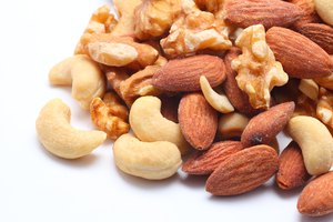Las nueces contienen mucho zinc.