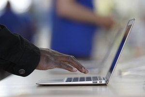 Aprende a utilizar la almohadilla táctil de la MacBook.