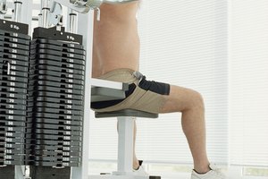 Los ejercicios de repeticiones sentado destacan los romboides y los trapecios.