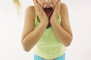 Alivia el dolor de dientes de tu niño con remedios caseros.