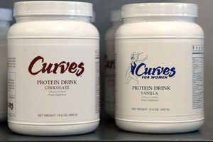 Curves es una cadena enfocada exclusivamente a mujeres y ofrece varios servicios adicionales.