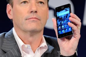Los teléfonos Android pueden ejecutar apps nativas y basadas en web.