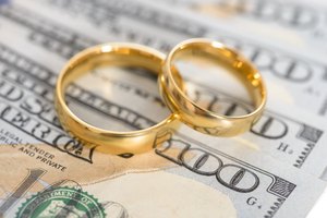 Wedding Rings On Us Dollar