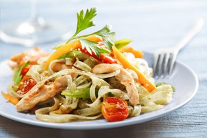 La mayoría de las marcas de pasta en la actualidad ofrecen una amplia variedad de productos con trigo integral y multicereales.