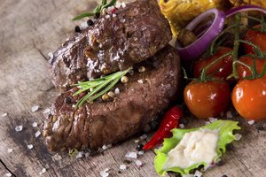 Bistec con vegetales.