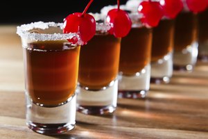 Tragos de Bacardi.