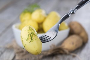 Las patatas contienen cinco tipos de las vitaminas B.
