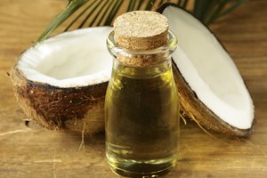 El aceite de coco te permite endulzar la receta.