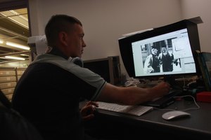 Puedes utilizar programas de arte gráfico para arreglar tus fotografías borrosas.