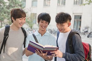 What are the advantages and disadvantages of a study group?