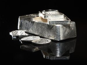 How does a reverse stock split affect stock options