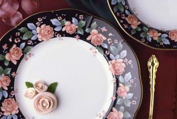How do you identify Limoges china patterns?