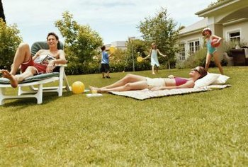 Backyard sunbathing pussy images 21