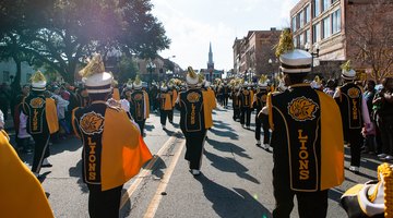 M4 marching in a Shreveport, Louisiana parade in 2013