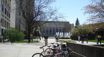 Students enjoying WMU's Main Campus on a spring day.
