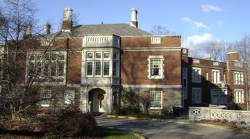 Hobart Manor