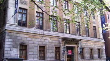 Steven L. Newman Hall at 137 East 22nd Street was built as one of the first Children's Courts in the U.S. (1912–1916).[4]