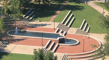 The Fountain in front of the Dining Halls