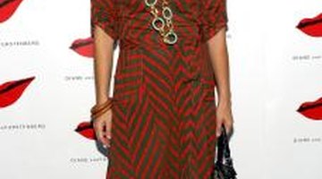 Style maven Finola Hughes knows how to rock a wrap dress and boots.