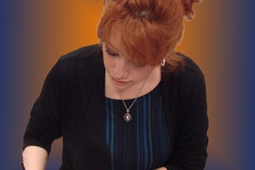 Read your contracts carefully before signing. Read your contracts carefully before signing.