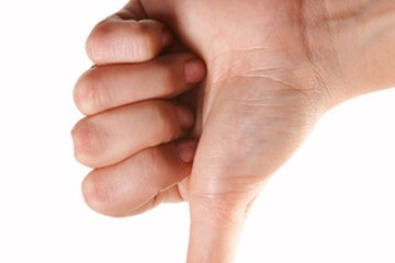 Everyone communicates with gestures Everyone communicates with gestures