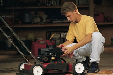 Lawnmower repair Lawnmower repair