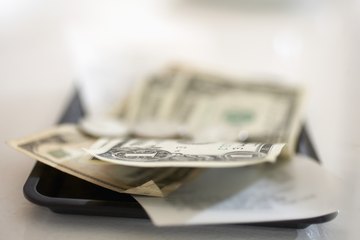 Cash service tip Cash service tip