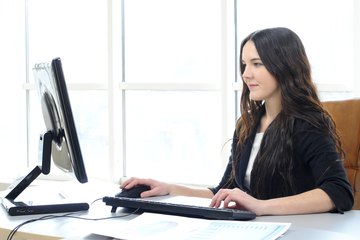 In 2006 the median annual earnings of paralegals was $43,040. In 2006 the median annual earnings of paralegals was $43,040.