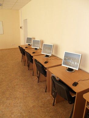 computers image by Olga Chernetskaya from Fotolia.com An essential component of formulating a qualitative research question is conducting a literature review.