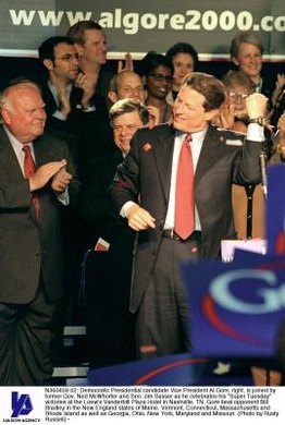 presidential elections between al gore and george w bush Gore won the election by 538,948 votes bush won the count by 300 so, the 2000 presidential election was not just between al gore and george bush the traditionally democratic state voted for george w bush. presidential elections between al gore and george w bush Gore won the election by 538,948 votes bush won the count by 300 so, the 2000 presidential election was not just between al gore and george bush the traditionally democratic state voted for george w bush.