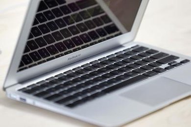 Why Does My Wi-Fi Go Out on My MacBook Every Time I Close It? | The