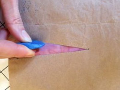 Transfer dart markings to fabric using chalk