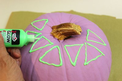 Start drawing with dimensional paint