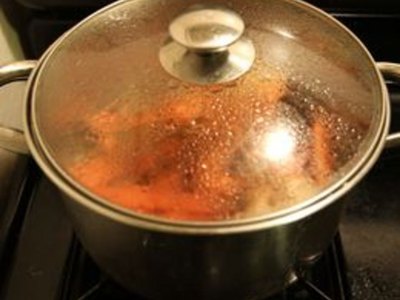 How to Steam Crab Legs