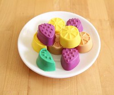 Kids can choose the soap's color, shape, and fragrance.