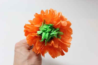 Peel the larger petals forward