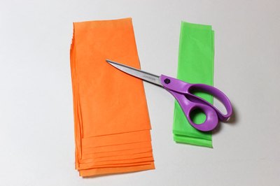 Cut the tissue paper in two sizes