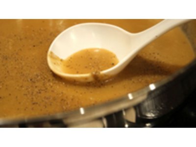 How to Make Your Own Gravy