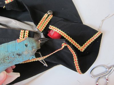 Add trim to collar.