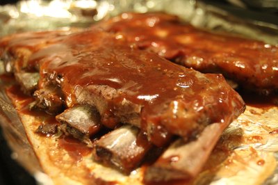 How to Oven Cook a Rack of Pork Ribs