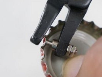 Protect the attachment hole with masking tape.