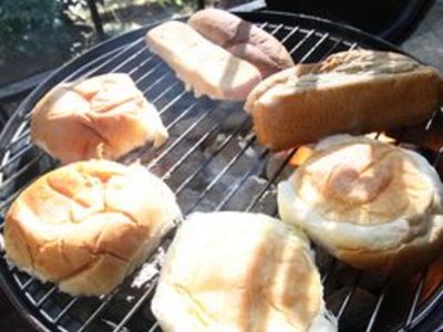How to Grill Hamburgers and Hot Dogs